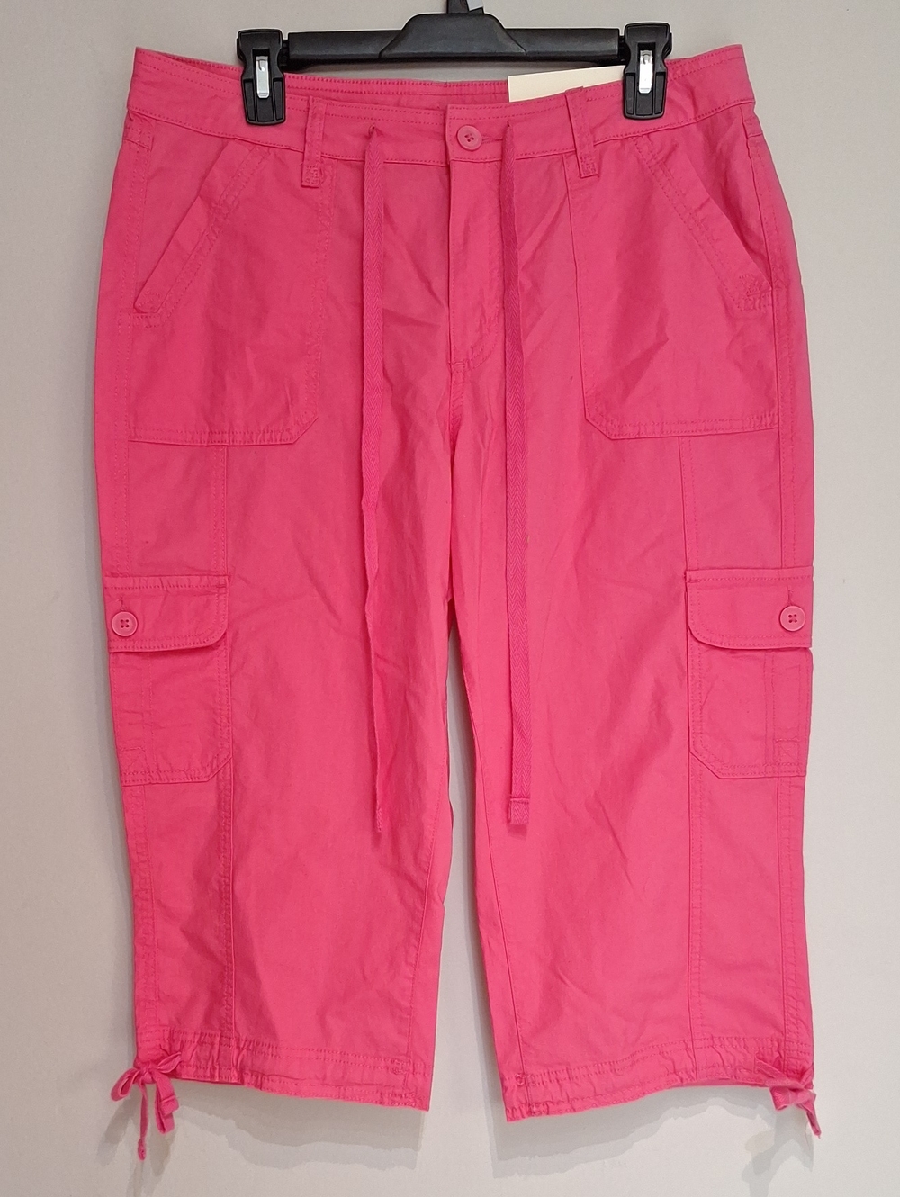 St. John's Bay Pink Capri Pants